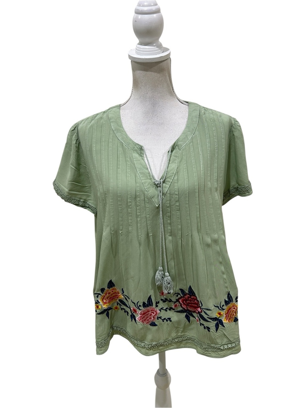 Forgotten grace Embroidered Sage Green Short Sleeve Peasant Blouse pleats large